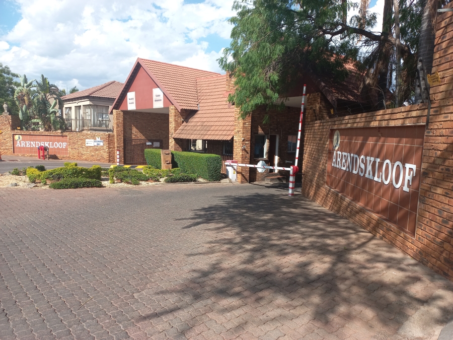 3 Bedroom Property for Sale in Safari Gardens North West